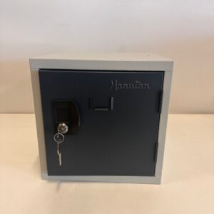 Vak voor garderobekubus